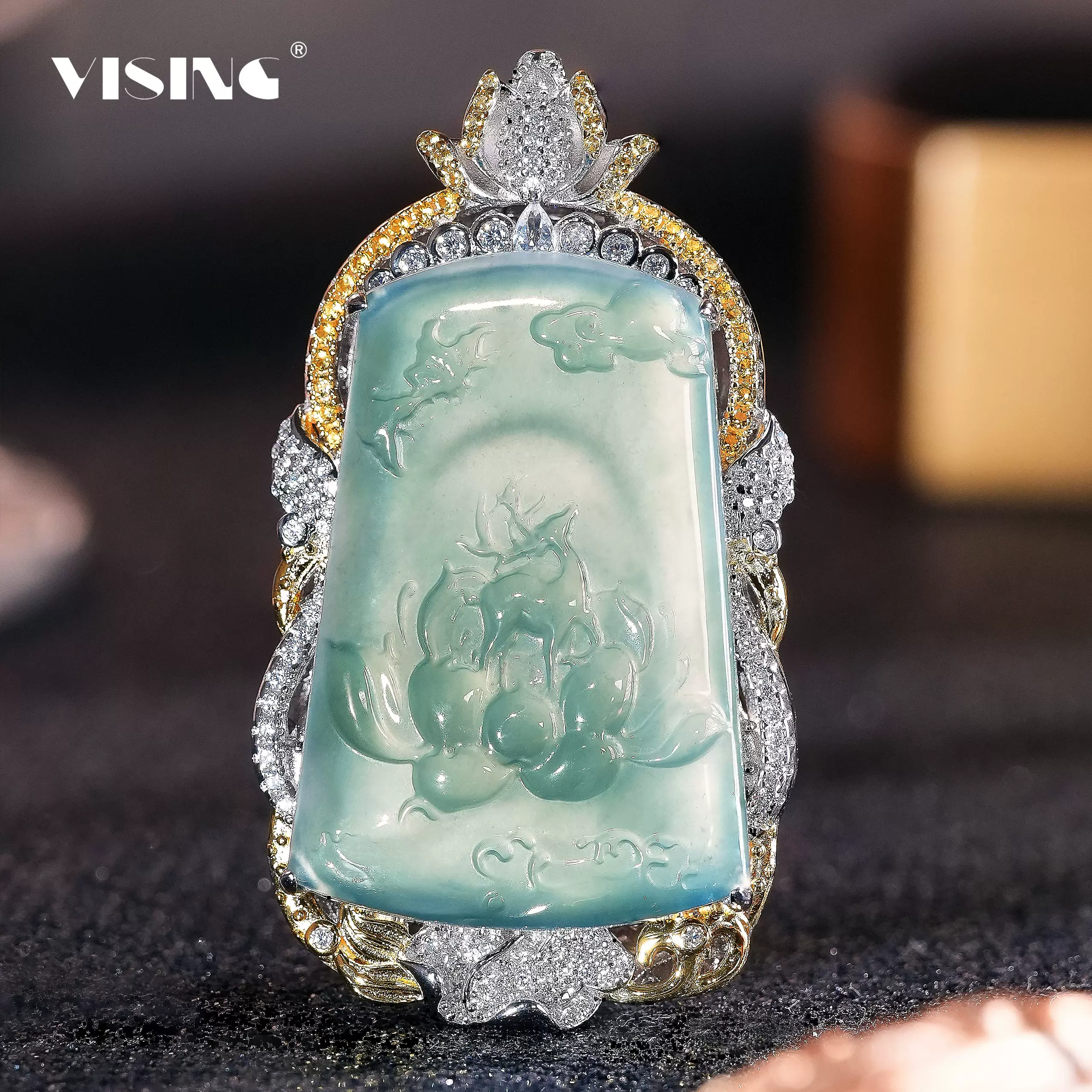 高品質‼️新入荷❣️天然A貨翡翠　完美品、雪花綿入り氷種氷晴底バングル　鑑定書付き 高品質‼️新入荷❣️天然A貨翡翠 完美品、雪花綿入り氷