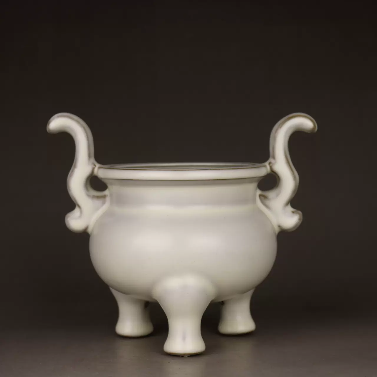 中国古美術中国古陶磁器宋時代汝窯花口瓶古 玩民国期頃茶道具 花入 唐物希少 中国古美術中国古陶磁器宋時代汝窯花口瓶古 玩民国