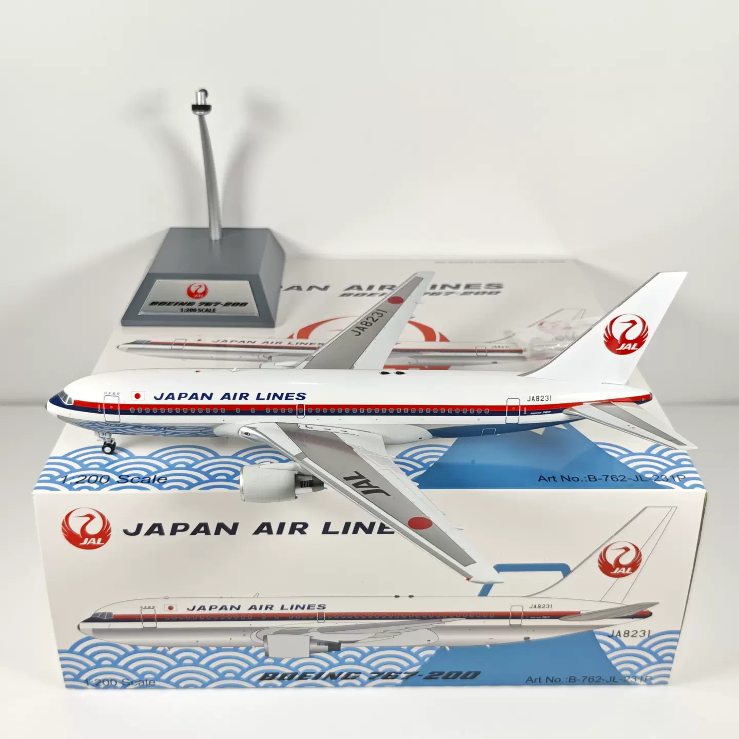 m*4様 B-Models JAL 日本航空 B767-200 JA8231 1 B-models 1:200 JAL 日本航空B767-200 JA8231 合金飞机模型
