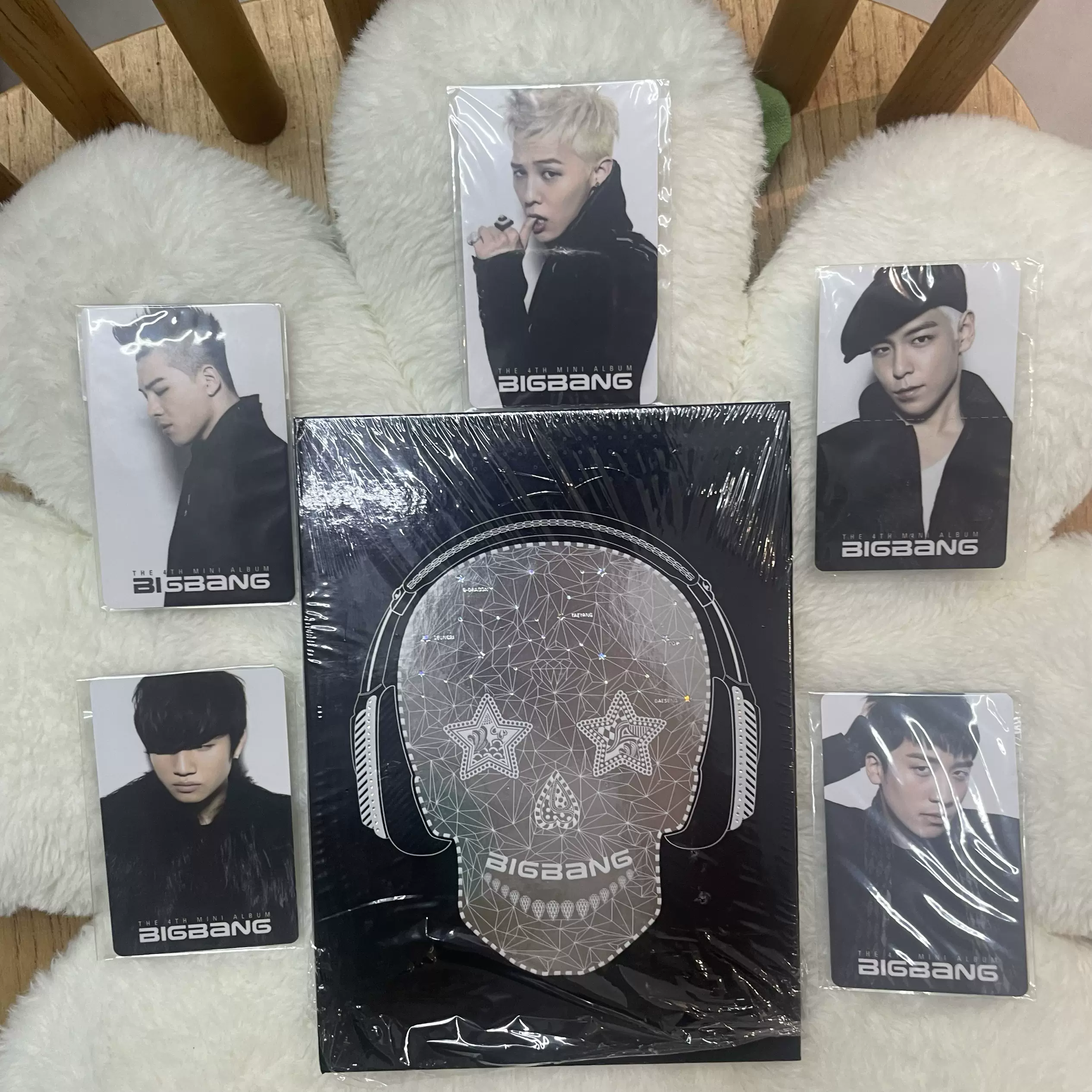 【韓国盤】BIGBANG MINI 4 (トレカ T.O.P) BIGBANG 【 MINI4 】 封入トレカのみ TOP 未開封 YGカード