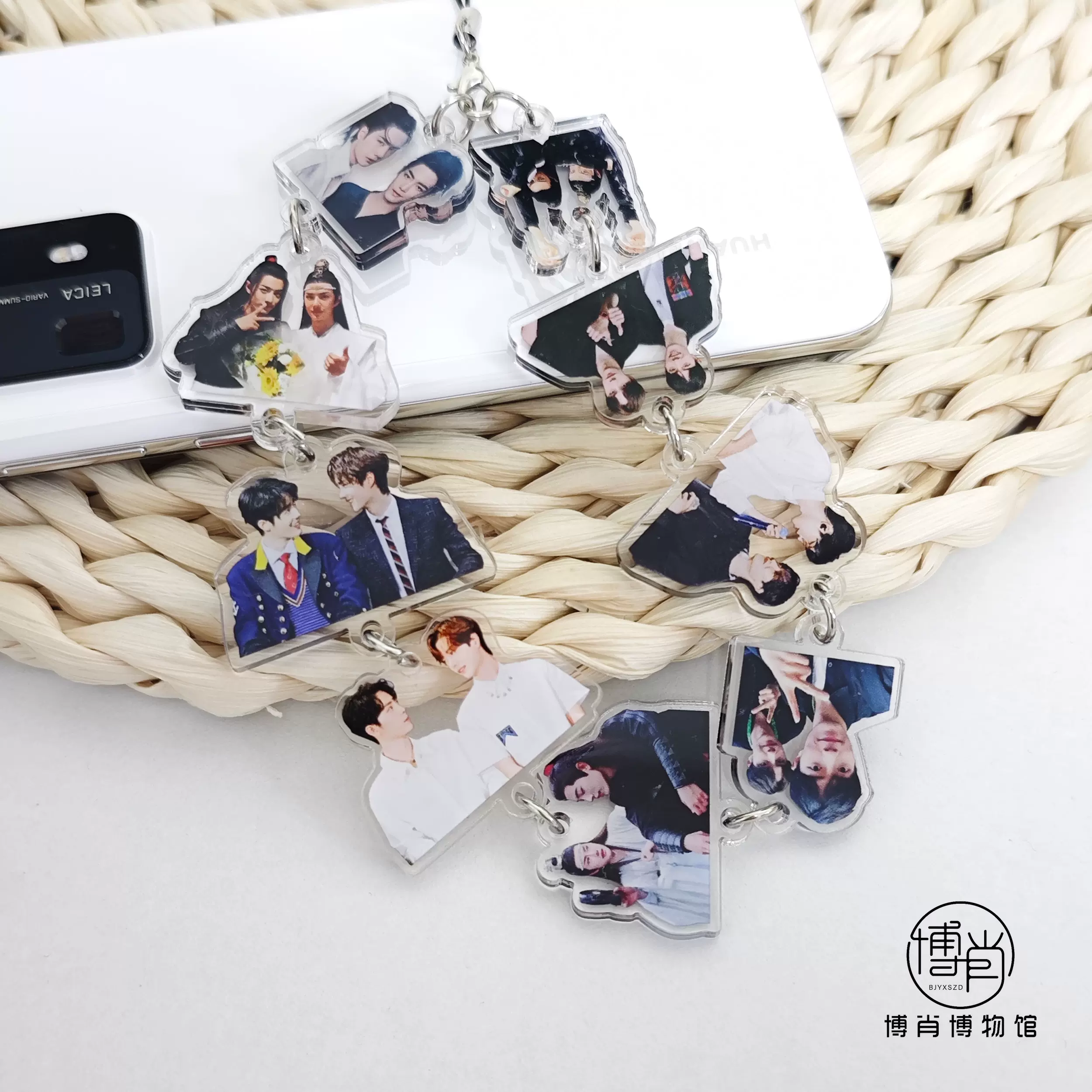博肖です❣️両面　王一博 肖戦 博君一肖 レジン　キーホルダー 0724 肖戦 王一博 博君一肖 新作 可愛い 栞 レジンキーホルダー