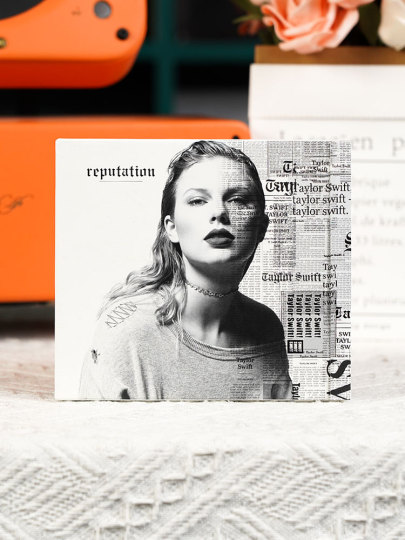 Taylor Swift - Reputation (21 Reprint CD + Poster)