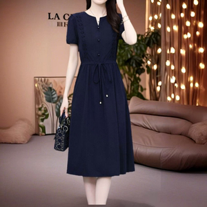 
High-end Guangzhou thirteen-line ice silk four-way elastic dress with pockets 2026 summer short-sleeved temperament age-reducing skirt