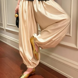 
Ins blogger's same retro old money style hip-hop harem pants French casual niche loose and versatile satin trousers