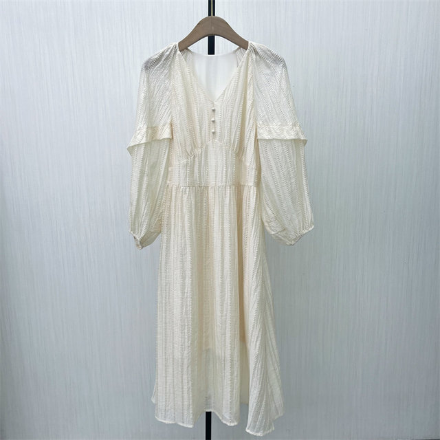 fei2025 spring new product French long-sleeved dress female temperament slim and fresh tea skirt 5258

