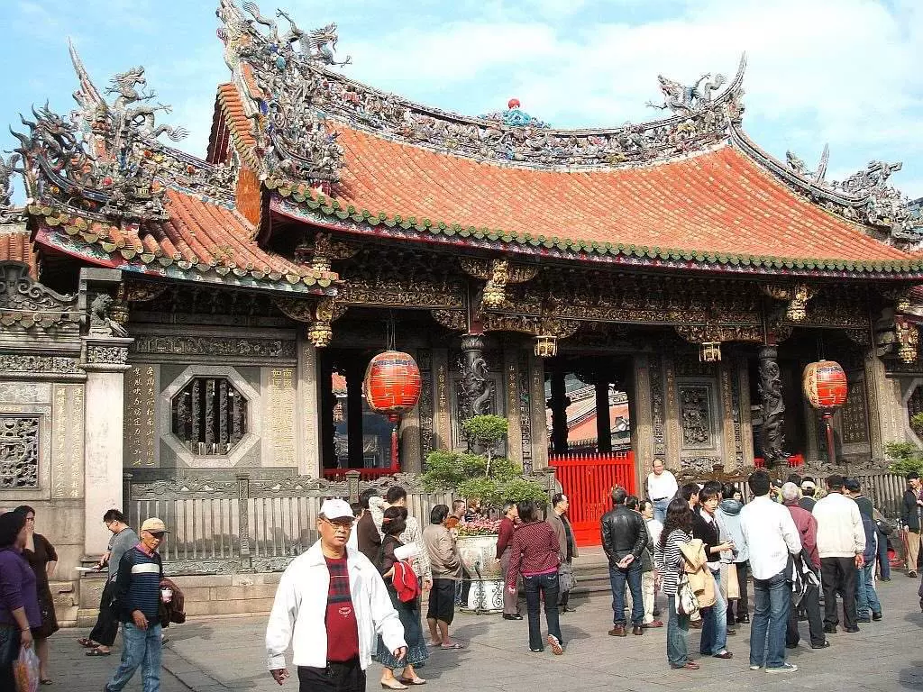 龙山寺图片