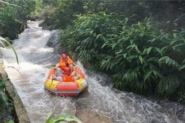 统景飞龙峡图片