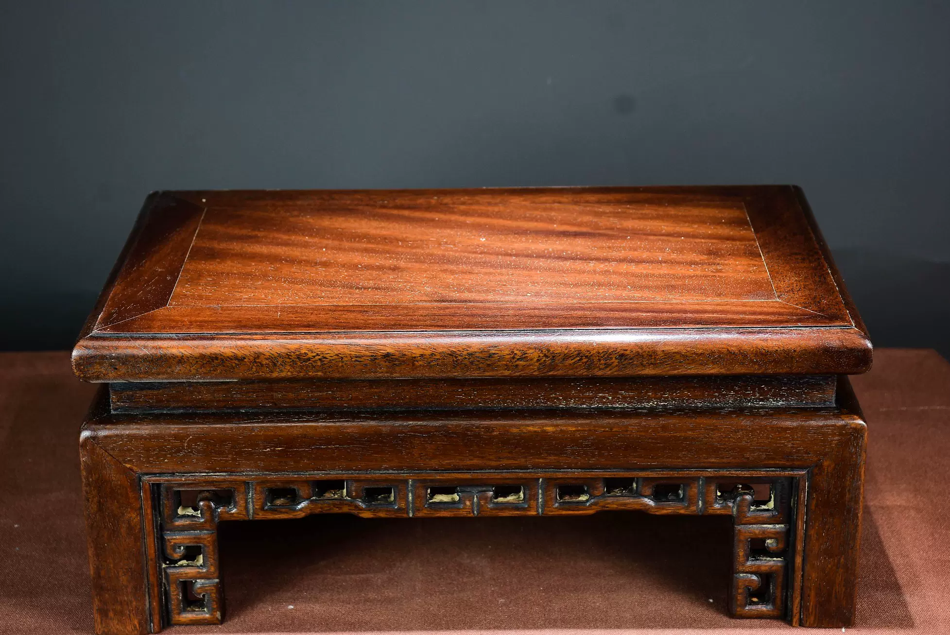 原木花梨茶桌面 原木花梨茶桌面