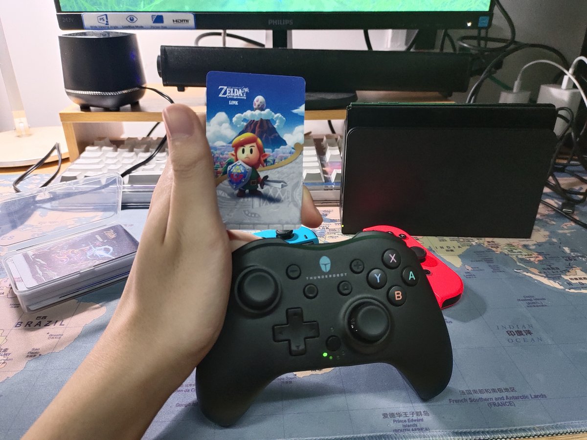 雷神G40适配Switch手柄，无线有线双模式，游戏玩家推荐
