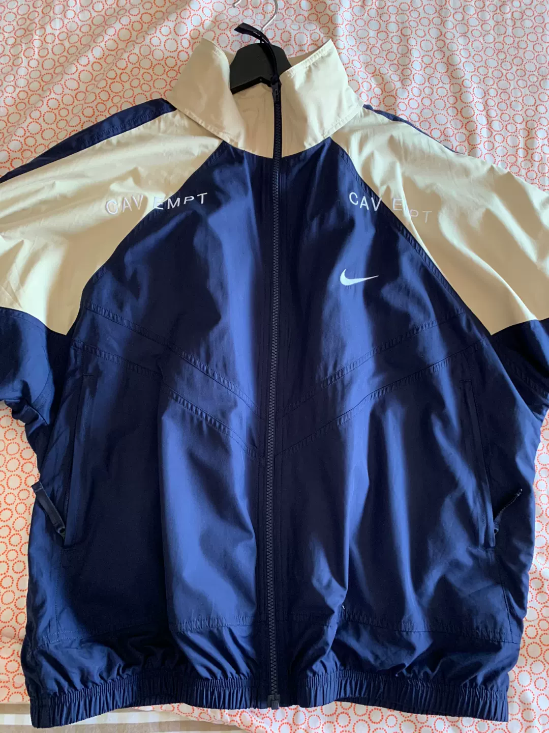 cavempt nike 外套校服L码黄金码.95新。-Taobao