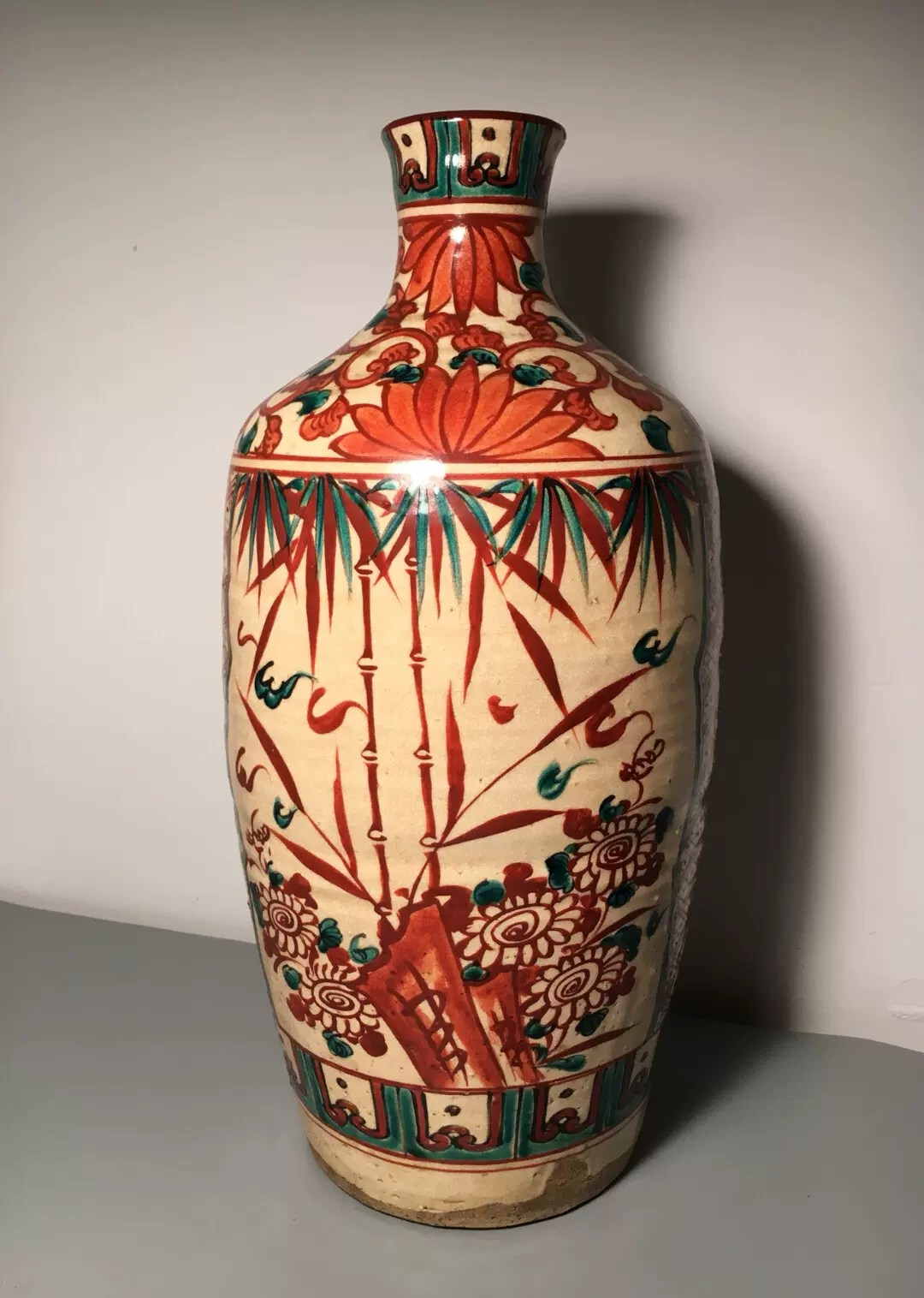 最新品在庫九谷焼　木米　赤絵　花瓶 花瓶・フラワースタンド