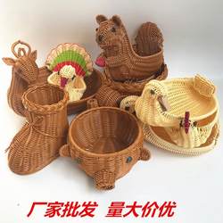 Wicker Woven Basket Bamboo Basket Rattan Bamboo Basket Ornaments Storage Basket Animal Egg Handmade Tray Creative Tableware