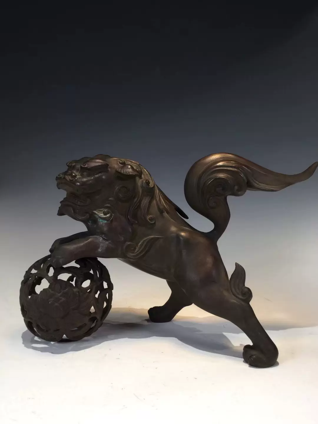銅製 狮子