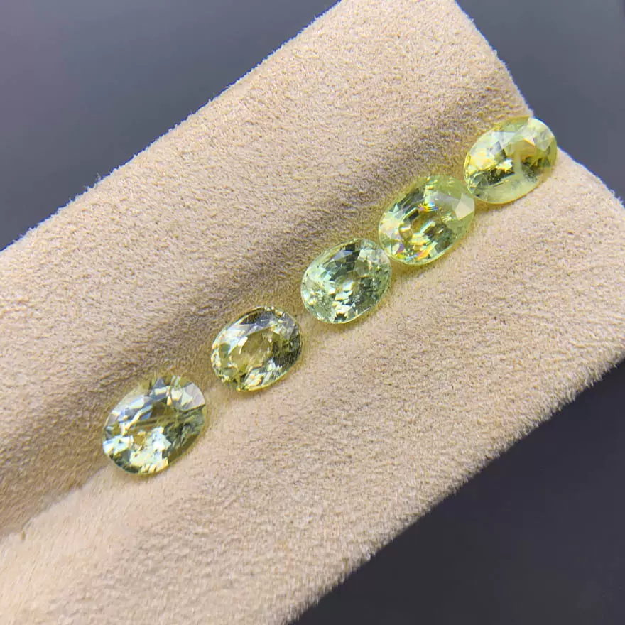 5.913ct 天然荧光笔色金绿宝石裸石彩色宝石手链配套支持定制-Taobao