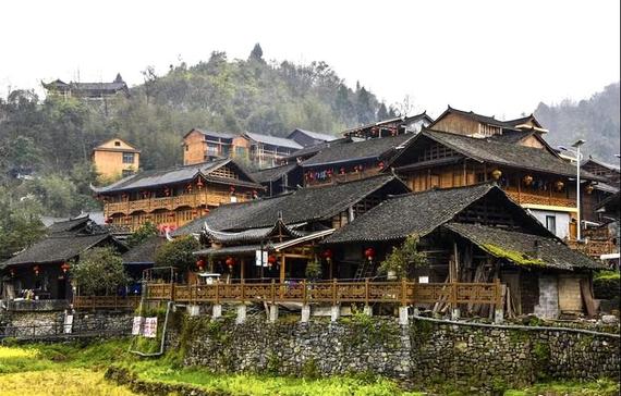 渝都华品火锅源(龙山店)