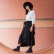 The Japanese literary autumn and winter slim pleated skirt with black lace-up style versatile mid-length A-length skirt