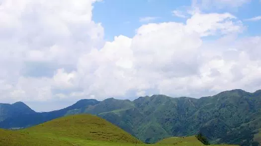 鸡笼顶大草原图片