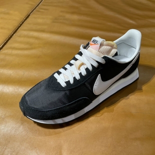 Nike抓地舒适运动鞋