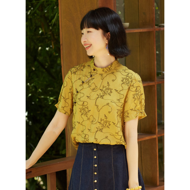 Wangcheng H828/Xiu Fanghua/Summer New Chinese New Chinese New Together 100%Silk yellow embroidered oblique buckle standing small shirt