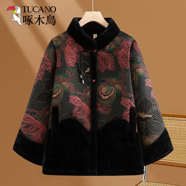 Woodpecker middle-aged and elderly women's imitation fur coat mother's velvet thickened hooded printed coat winter