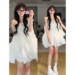 Beach Vacation Style White Suspender Dress for Women, Summer Petite Irregular Puffy Skirt Two-Piece Set