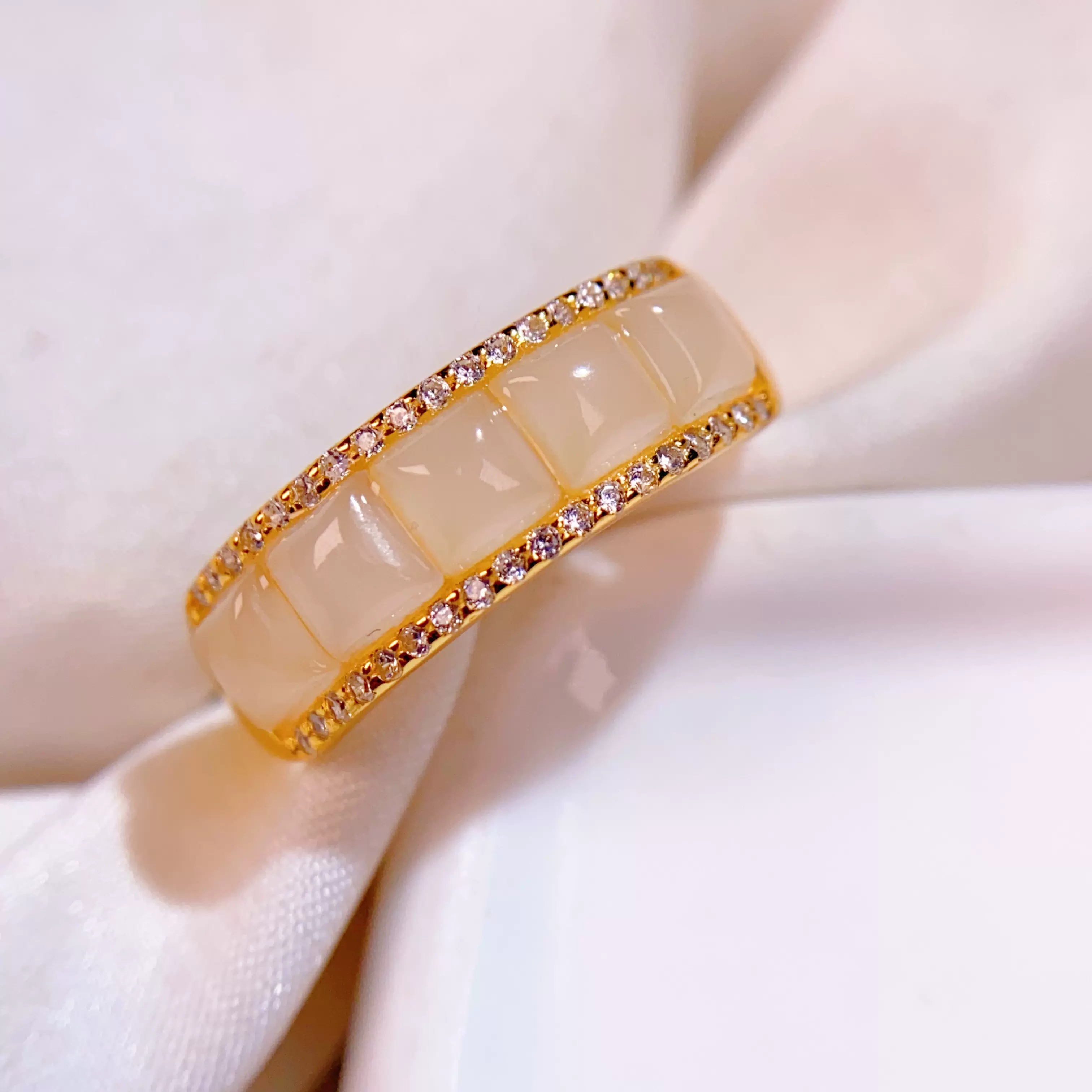 和田玉双圈+戒指（已被预订） 7000年和田玉戒指女士925银镶嵌玉戒指蛋面和田白玉优雅