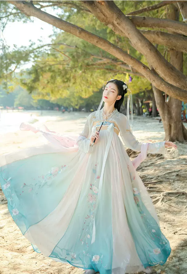 风织悦汉服出租汉尚华莲正品昙华一梦明制立领斜襟马面裙云肩昙花