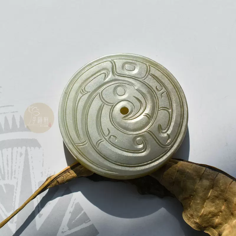 周代 大宗器 鳳鳥紋玉璜装身具 中国美術骨董 古玉和田玉 工芸品収蔵品 周代 大宗器 鳳鳥紋玉璜装身具 中国美術骨董 古玉和田玉 工芸品収蔵品