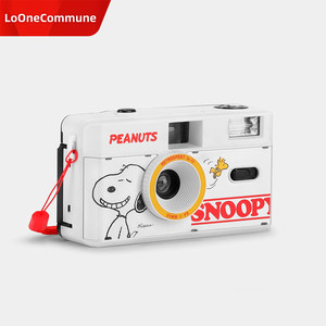 New Products PEANUTS Snoopy Limited Edition 135mm Film Point and Shoot Camera Memorial Gift Spot Flash
