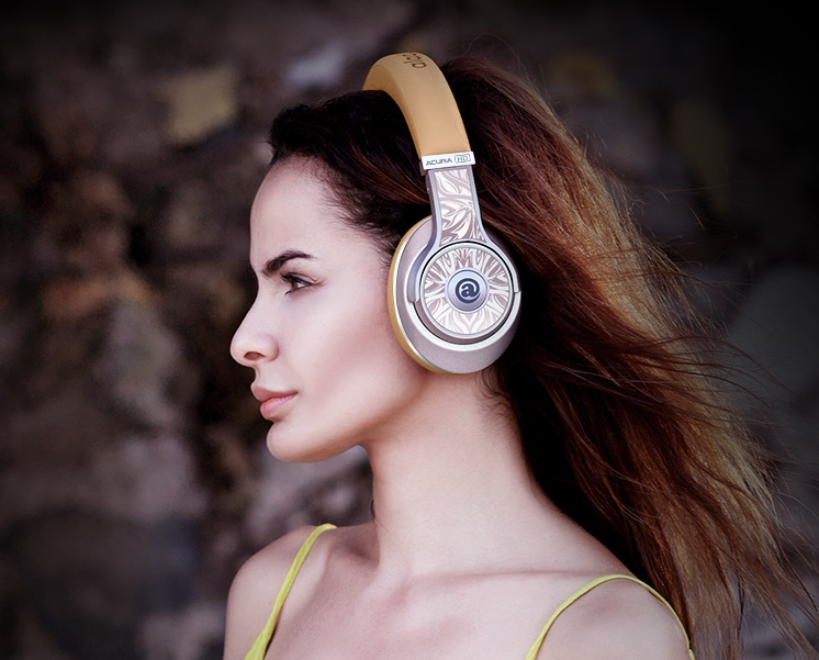 降噪耳机让世界静静聆听音乐