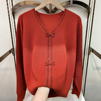Middle-aged mother dressed in spring sweater temperament V-neck covering belly fashionable versatile top young mother new thin women
