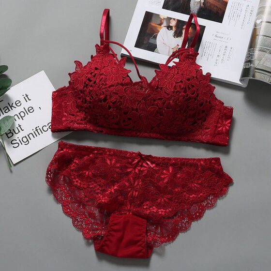 
Underwear for women with thin big breasts, small adjustments, Cui Shou's side breasts, zodiac year wedding red bra set