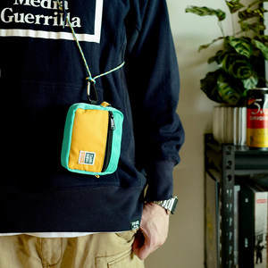 Tsanggoods Men and women couples out of the street casual versatile multi -function messenger shoulder shoulder bag card card