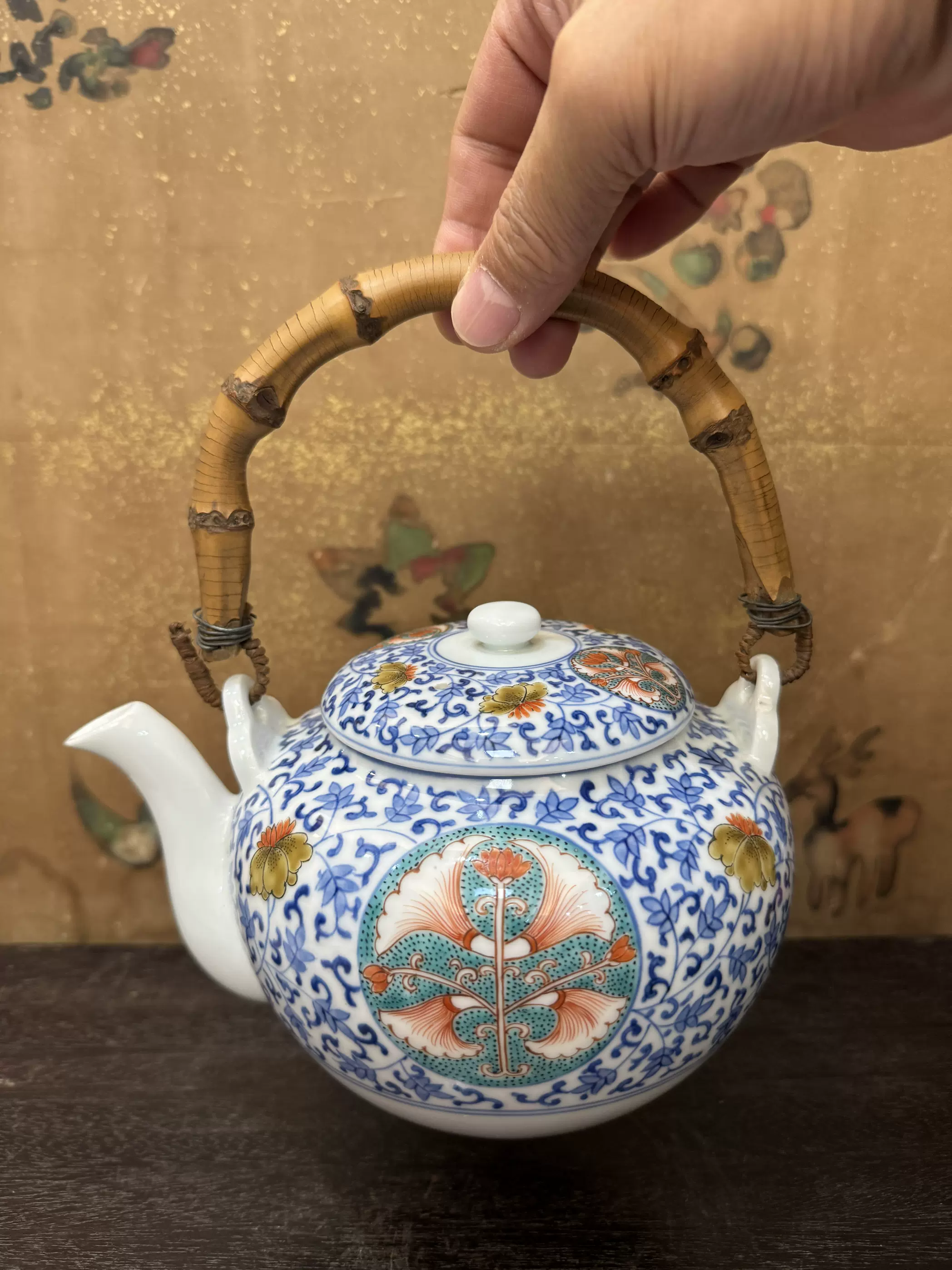 鈴鹿焼・萬古焼・杉野玉龍作・浮彫盛上山水風車図・壺・床飾り・飾り壺・花瓶 中古】杉野玉龍 萬古焼 鈴鹿焼 陶器 浮彫 骨董 蟹彫刻 花瓶 買取