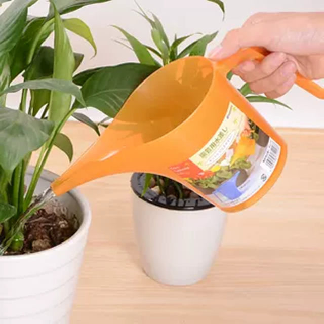 Japanese watering kettle pouring flower pot garden gardens, gardening pot, tip pot, polymes, multi -meat potted household watering artifact thickened flowers
