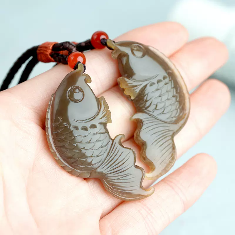 天然新疆且末糖玉和田玉鱼吊坠男女款富贵有鱼玉石小挂件手工雕刻-Taobao