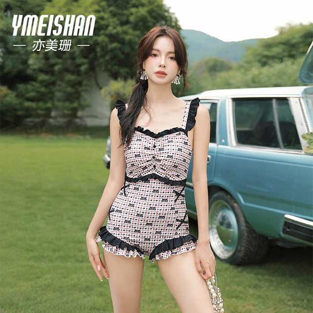 Yimeishan one-piece swimsuit for women in hot spring 2025 new style, high-end, conservative, pure, lace three-angle fake
