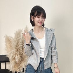 Korean Dongdaemun Women's Clothing 2026 Early Spring New Korean Style Hooded Age-Reducing Casual Double Zipper Cardigan Sweatshirt for Women