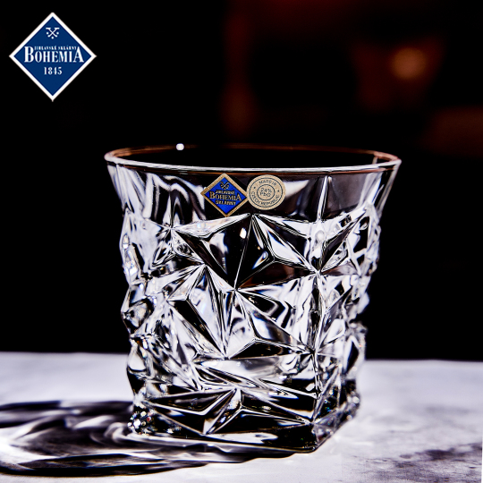 ボヘミアクリスタル ワイングラス 6個セット♪ ボヘミアクリスタル