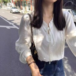 French-Style Gentle White Lace-Up Shirt for Women, Spring Korean Style, Elegant and Age-Reducing Shirt, Versatile for Work and Everyday Wear