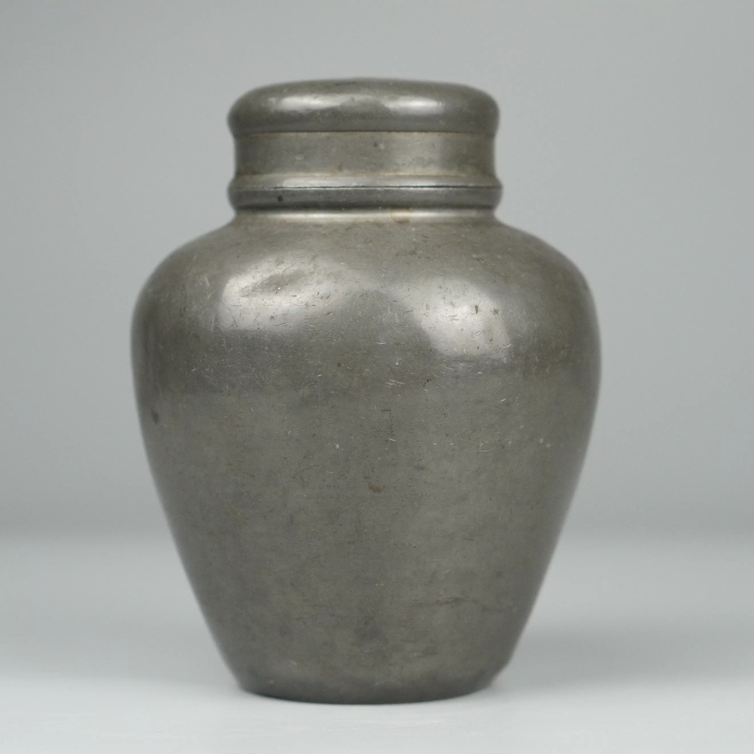 古錫 茶葉罐 御錫屋天下一美作守 造 「錫製小鎚目