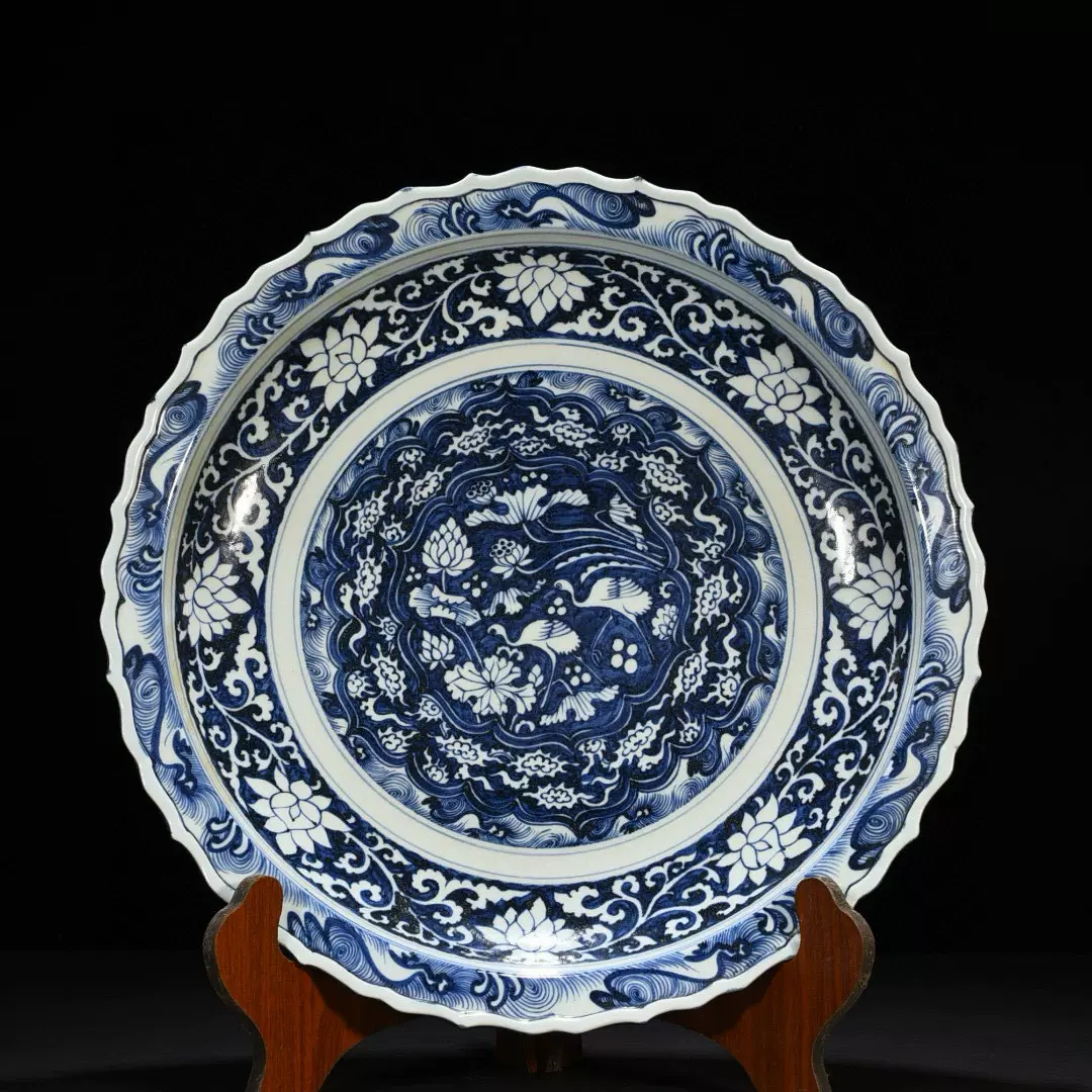 中国古玩青花古染付薄瑠璃宝珠文蓮華二客 中国古玩青花古染付薄瑠璃宝珠文蓮華二客 - メルカリ