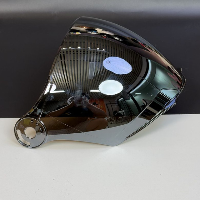 309 helmet accessories, transparent long lenses, silver-plated lenses are not universal, please contact customer service to confirm before placing an order.