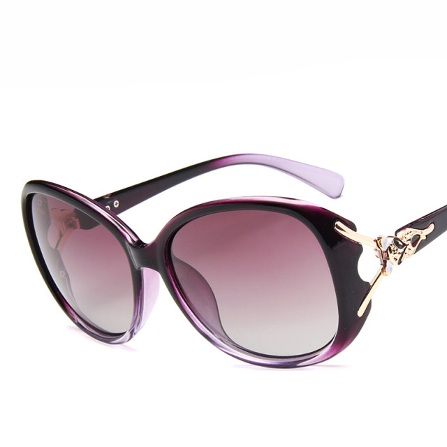 Mom sunglasses shade light -colored elderly sunglasses female middle -aged lady sunglasses women tea color polarizer