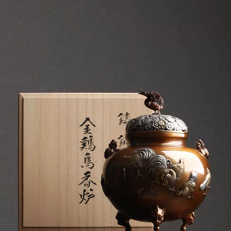 五世 秦藏六造， 塗金子犬置物，金工，藏六造 五世 秦藏六造， 塗金子犬置物，金工，藏六造