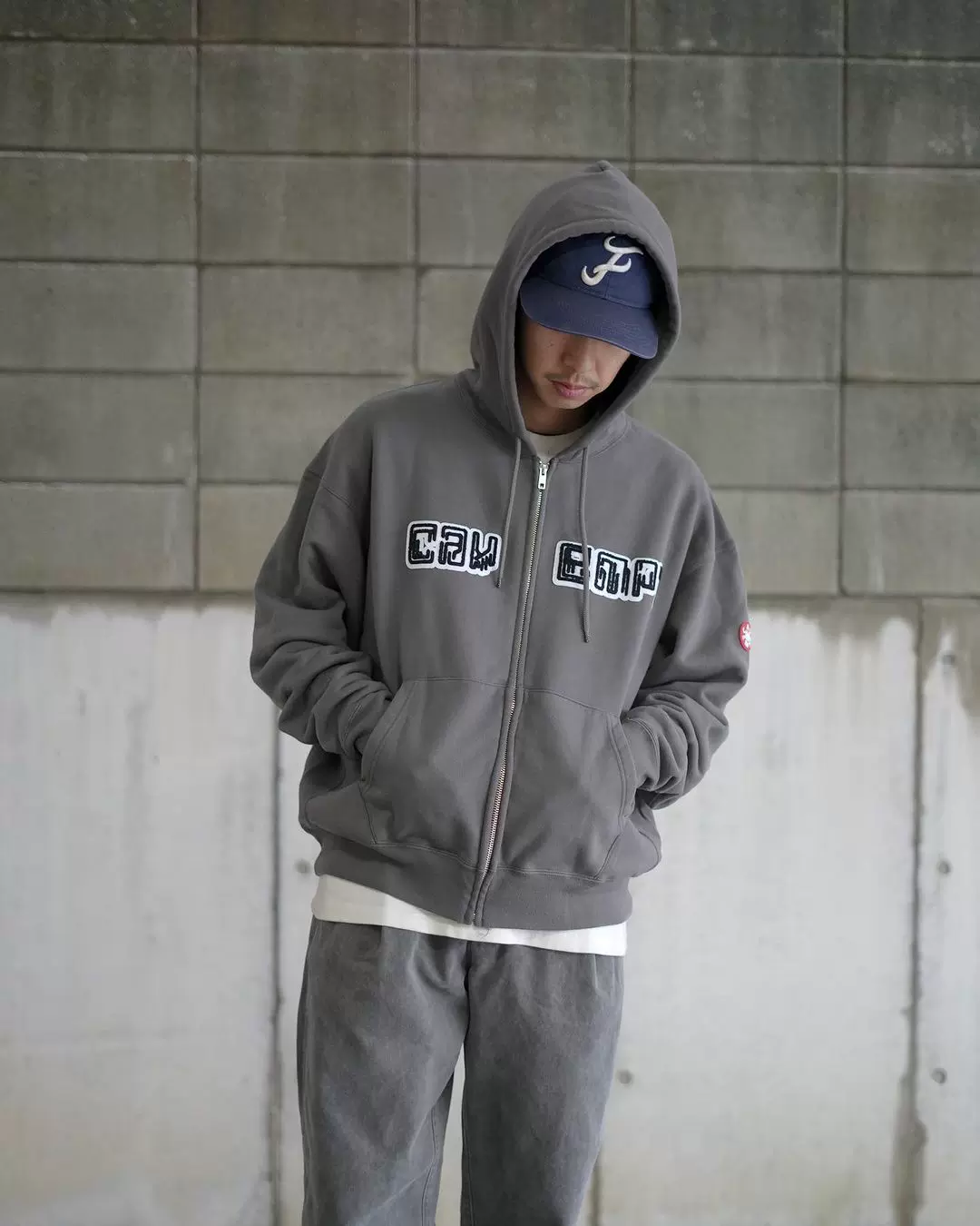 C.E cavempt ジップアップ パーカー スウェット 美品 C.E cavempt