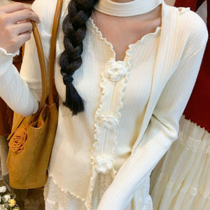 
V-neck sweater sweater with scarf, scarf, streamer, bottoming with fungus, pullover with lace and sweet flowers