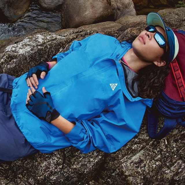 acg storm fit jacket