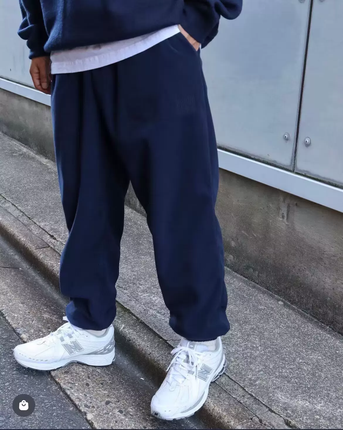 S.F.C TRAINING PANTS (NAVY) - スラックス