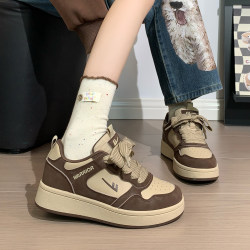 Pull-Back Thick-Soled Retro Sneakers for Women 2025 New Spring and Autumn Popular Versatile Women's Height-Increasing Niche White Shoes